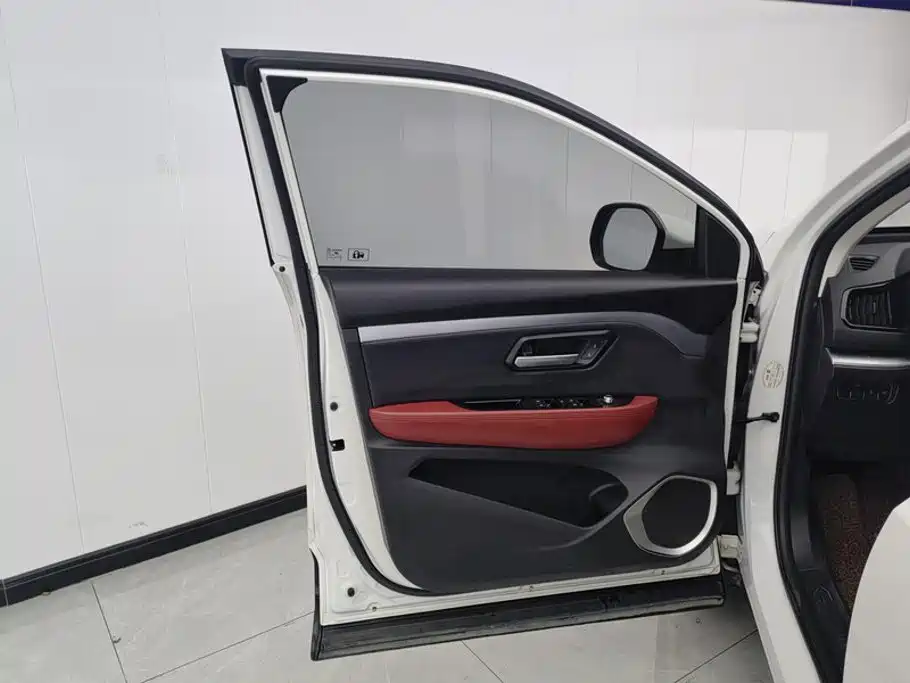 Photo 7 - Haval H2s