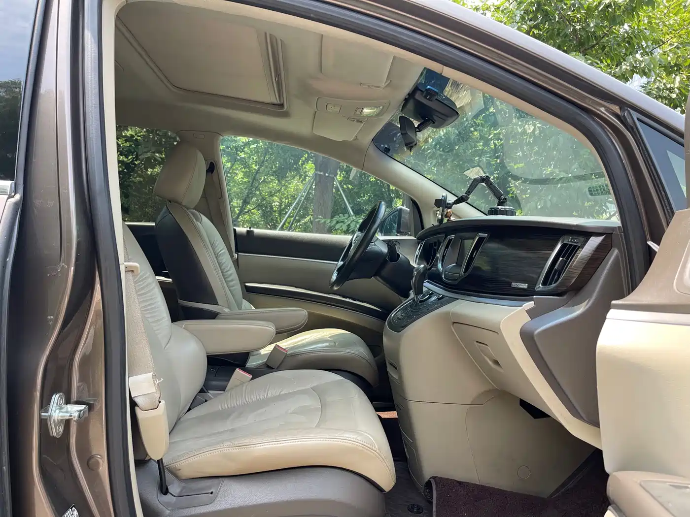 Buick GL8 2013 3.0L GT Luxury Business Elegance Edition фото 9
