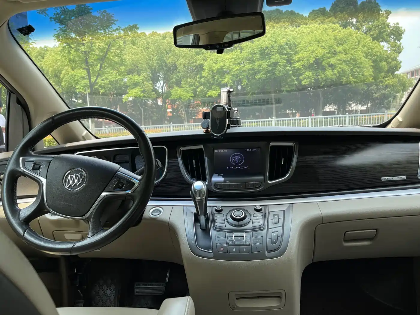 Buick GL8 2013 3.0L GT Luxury Business Elegance Edition фото 7