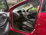 Фото 4 - Ford Focus