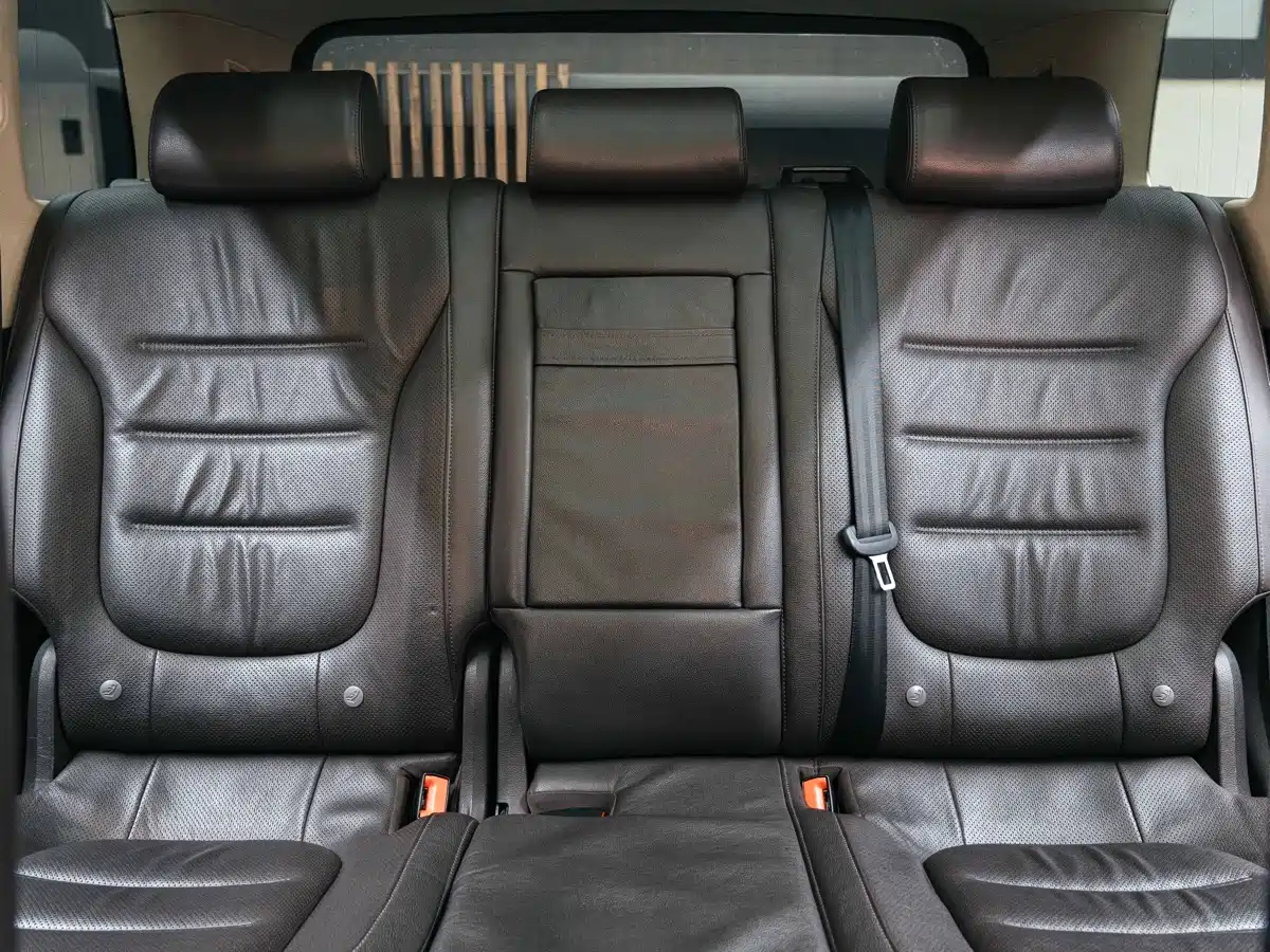 Volkswagen Touareg 2014 3.0TSI New Edge Edition фото 21