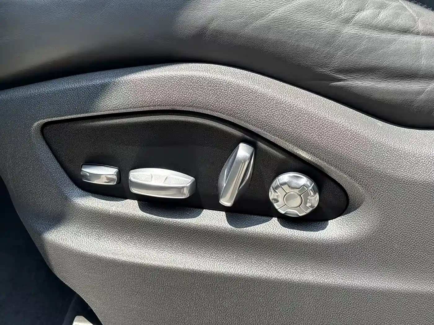Porsche Cayenne 2018 Cayenne 3.0T фото 12