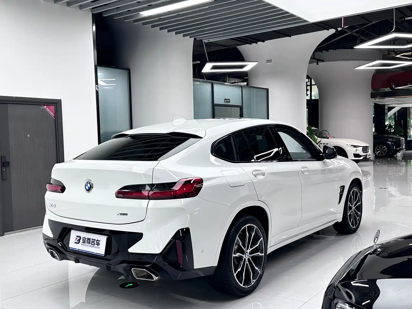 BMW X4 2022 xDrive 30i M Sport Package фото 18