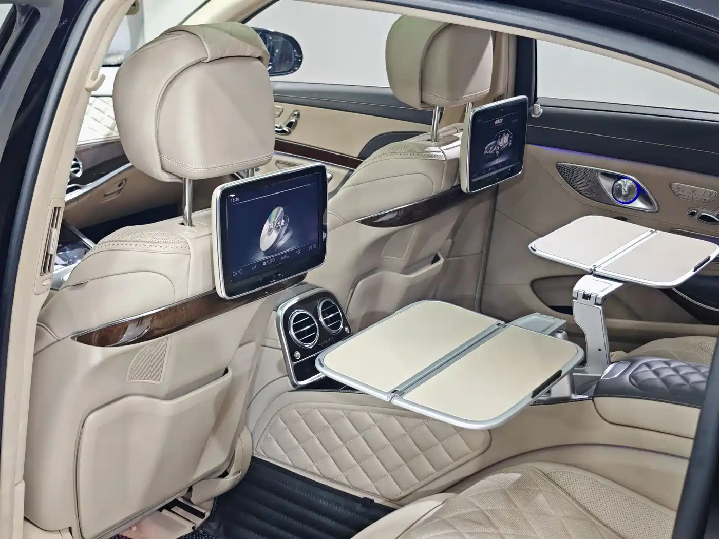 Mercedes-Benz Maybach S-Class 2015 S 600 фото 7