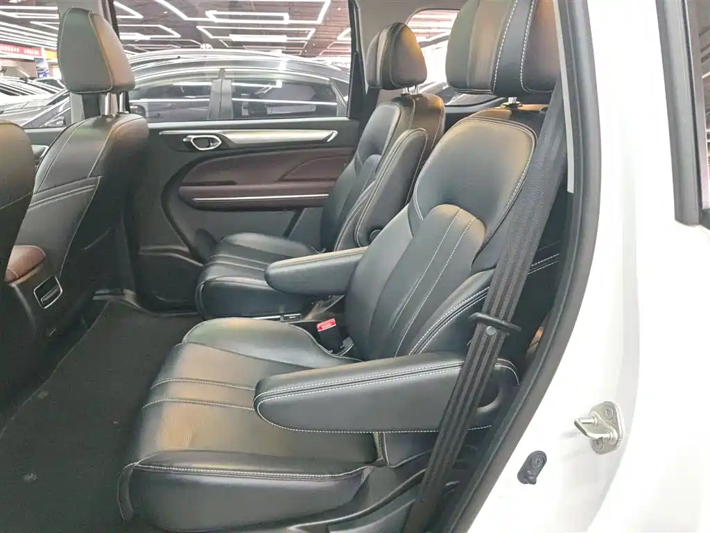 GAC Trumpchi Trumpchi M6 2023 PRO 270T DCT Premium Edition фото 13