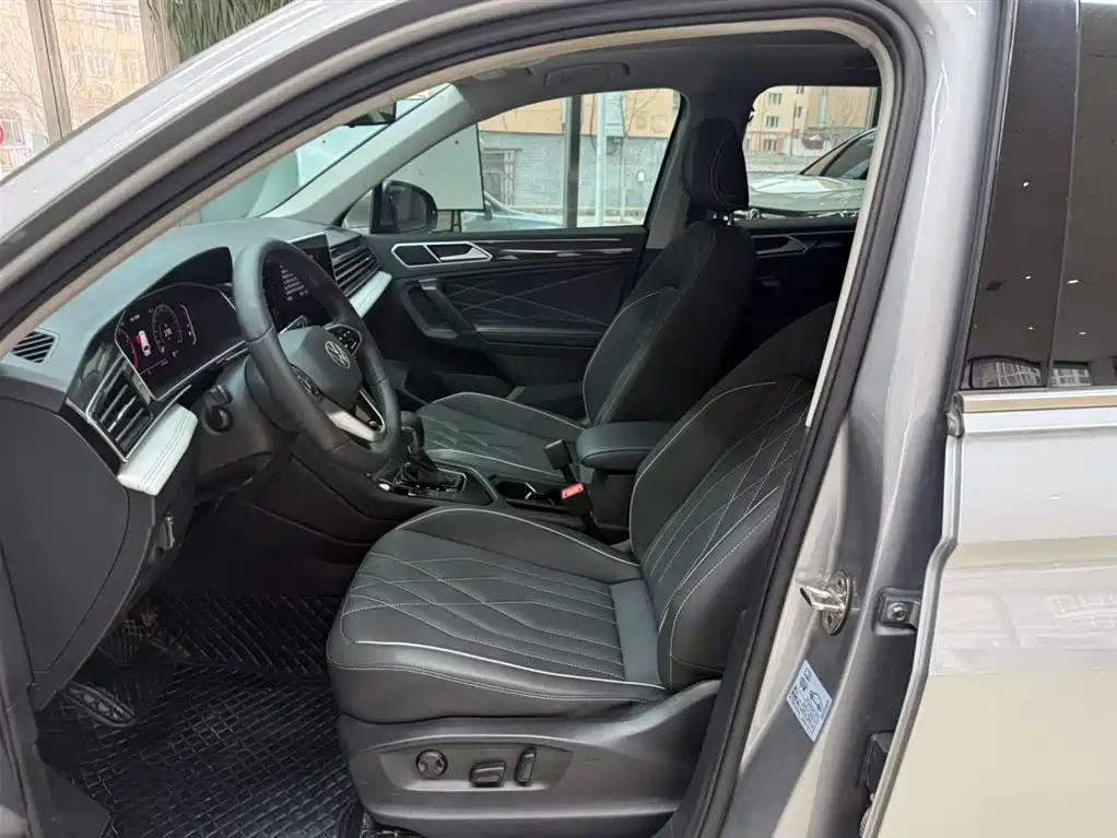 Volkswagen Tiguan L 2023 280TSI 2WD Trend Limited Edition фото 13