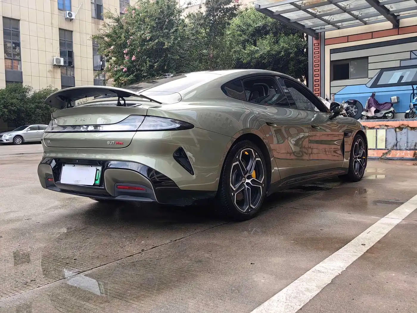 XIAOMI CAR XIAOMI SU7