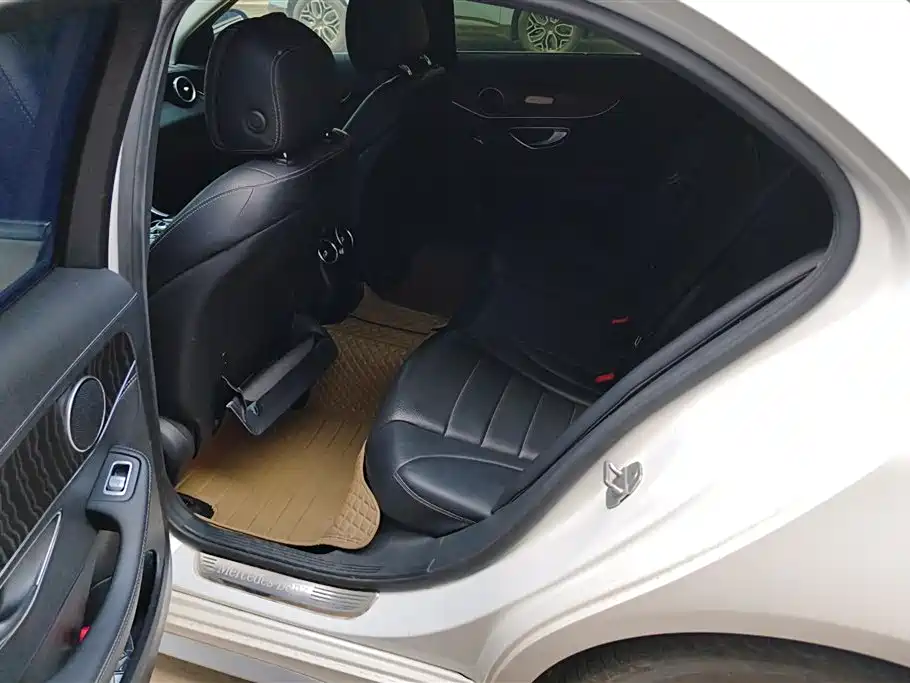 Mercedes-Benz C-Class 2016 C 200 L Sport фото 11