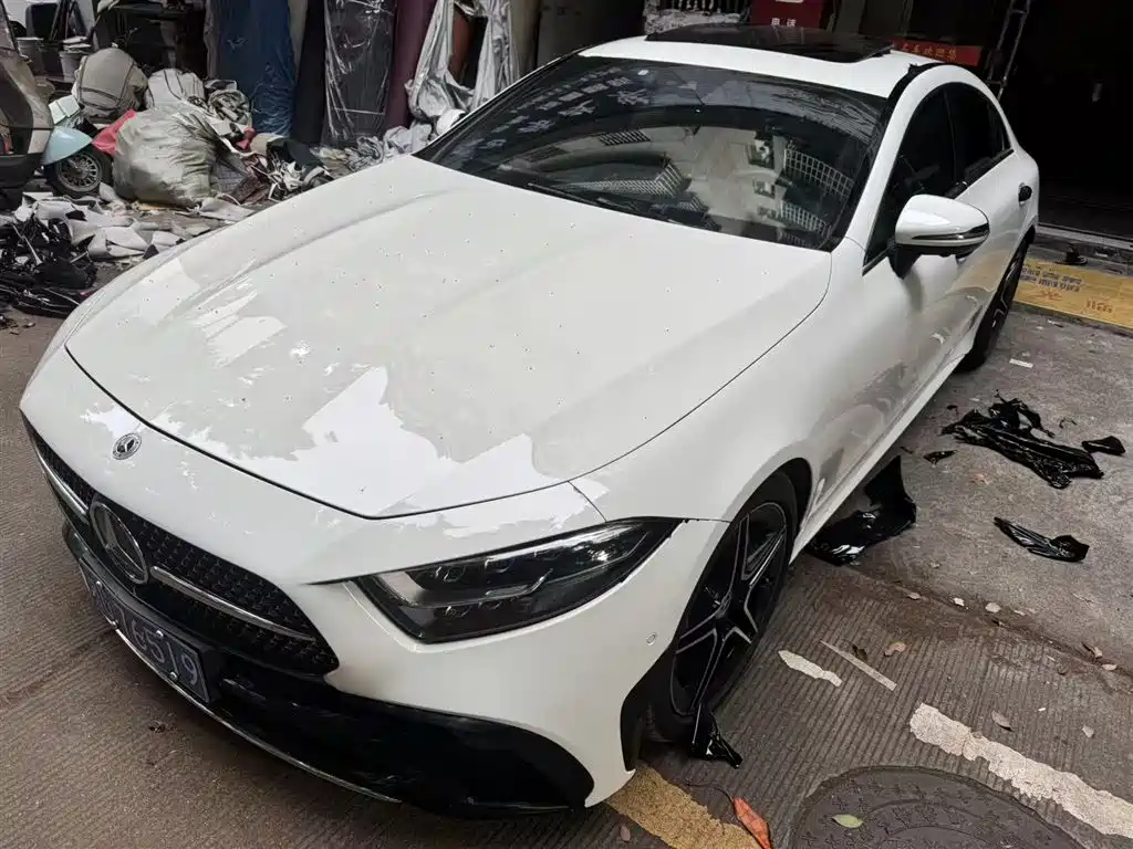 MERCEDES-BENZ CLS
