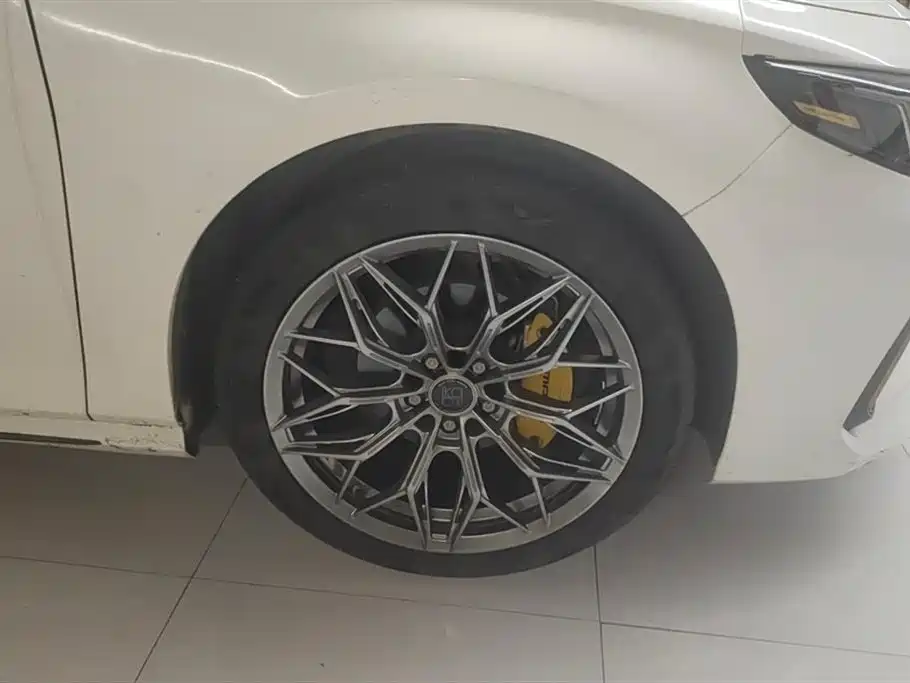 GAC Trumpchi Trumpchi Emkoo 2021 270T DCT J16 Edition фото 6