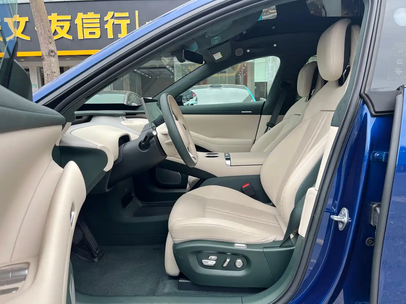 XIAOMI CAR XIAOMI YU7