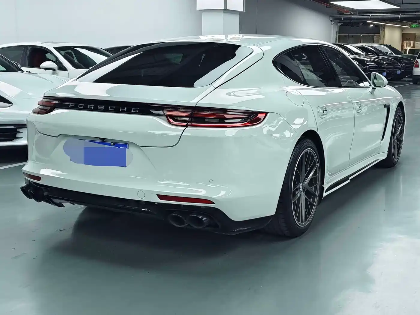 Porsche Panamera 2014 Panamera 3.0T фото 13