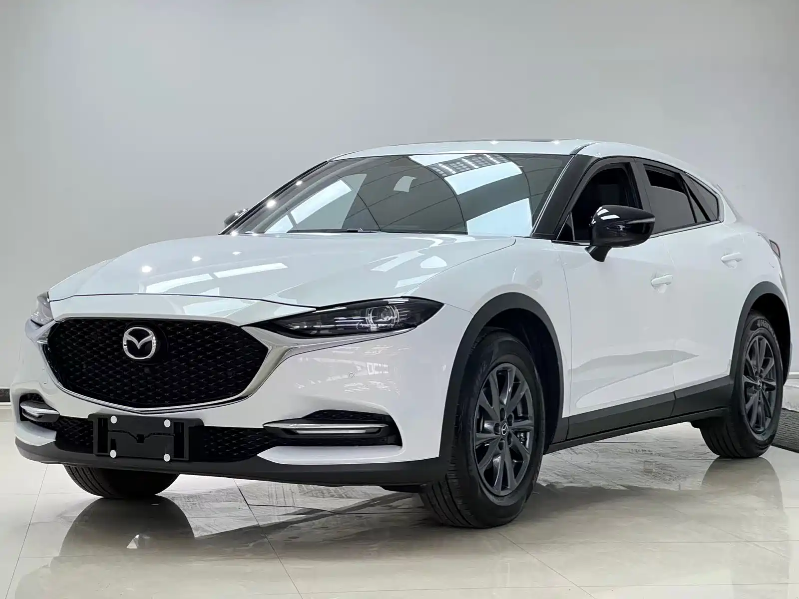 Фото 1 - Mazda CX-4