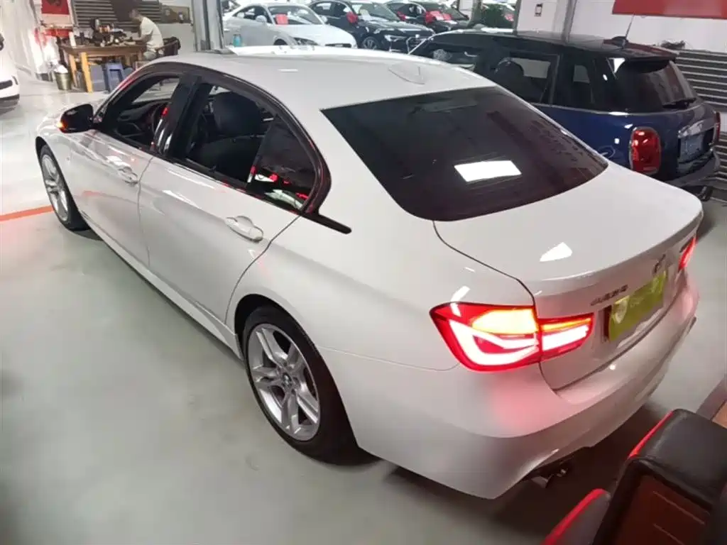 BMW 3 Series 2017 320Li M Sport фото 5