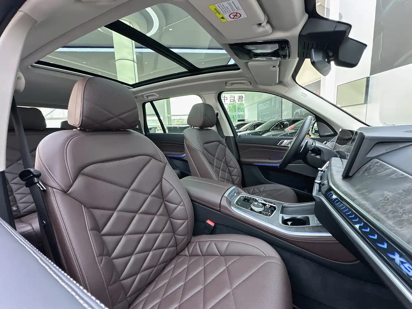 BMW X5 2023 xDrive 30Li Premium M Sport Package фото 12