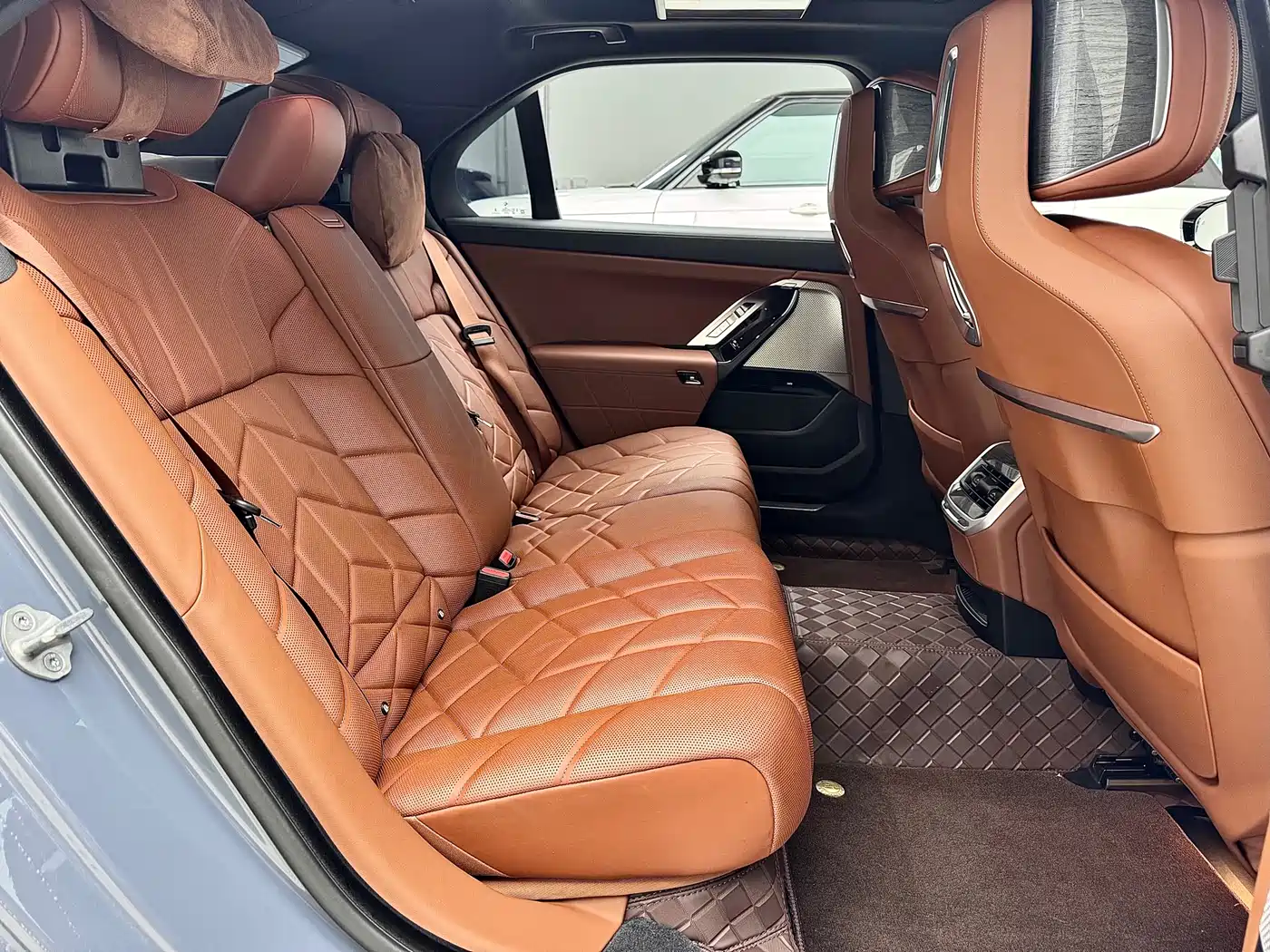 BMW i7 2023 2023 eDrive50L Premium Luxury Package