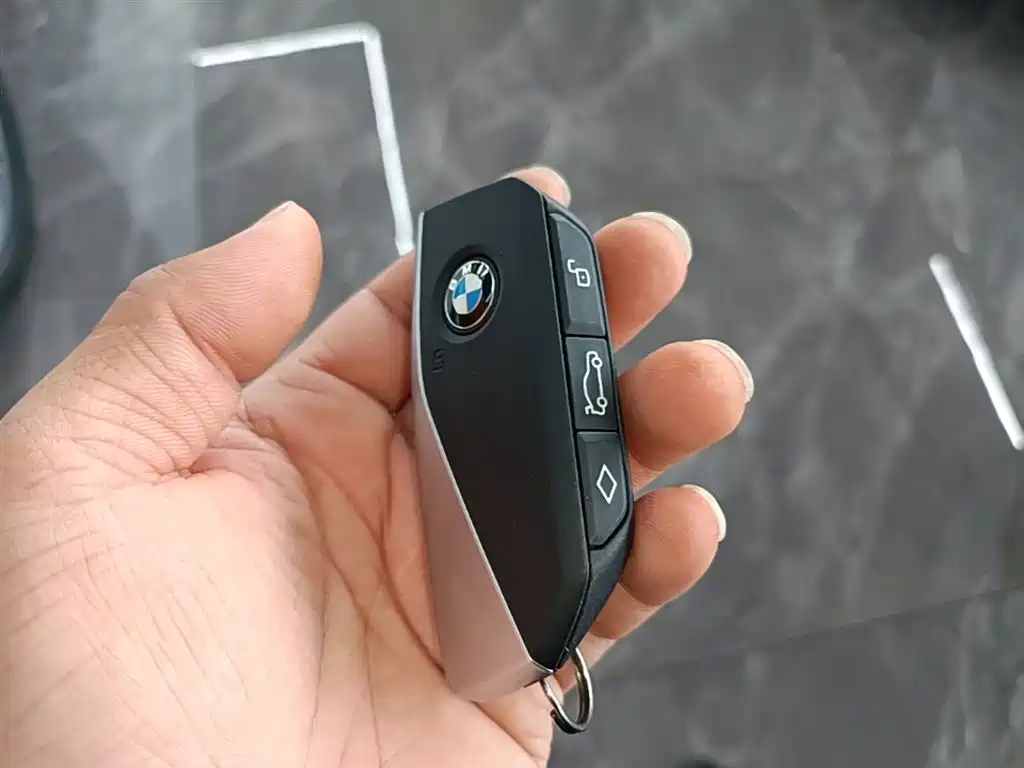 BMW 5 Series 2024 530Li xDrive M Sport Package фото 9