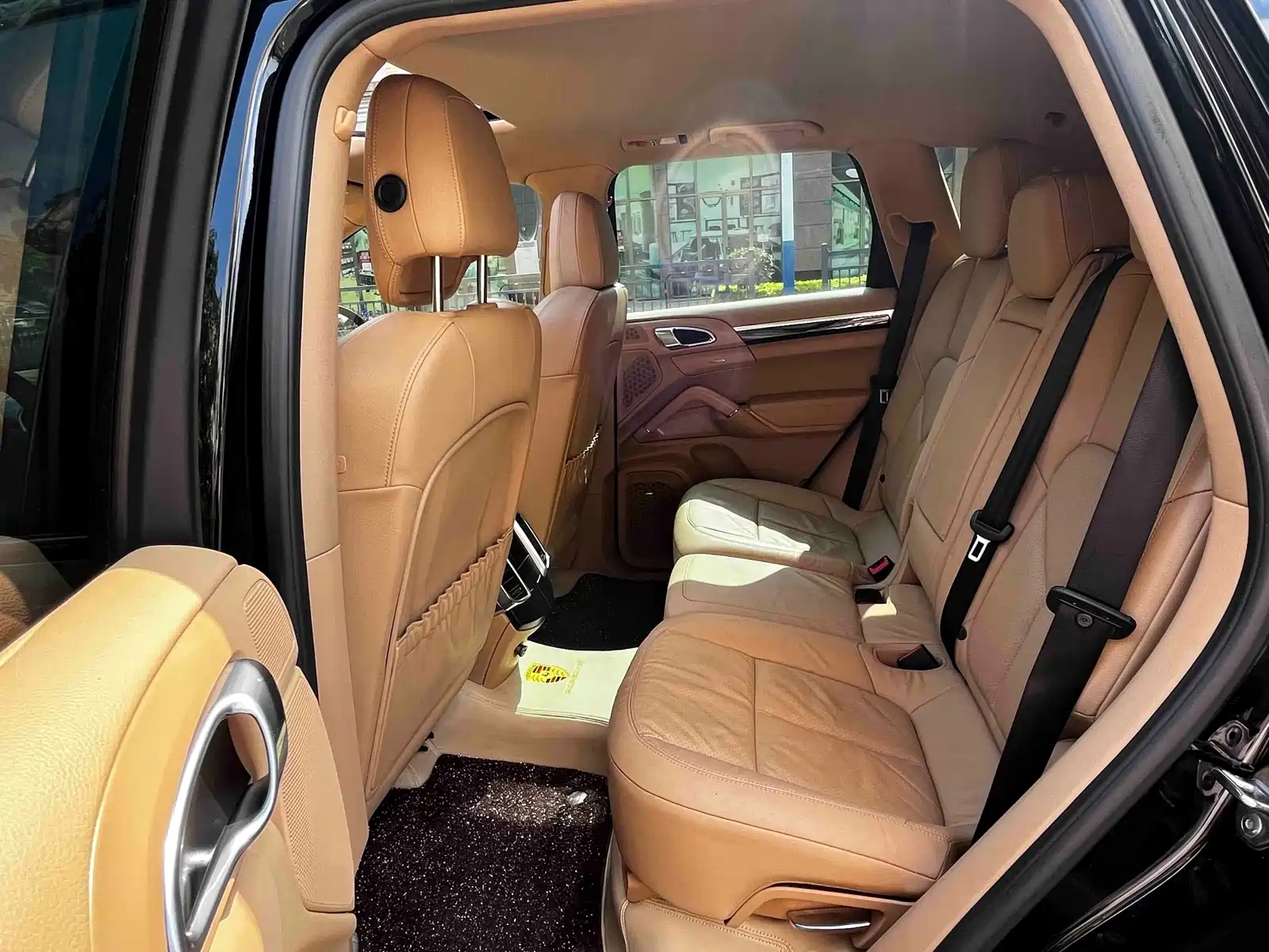 صورة 15 - Porsche Cayenne