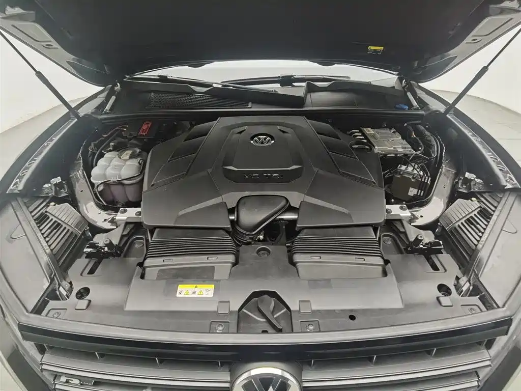 Volkswagen Touareg 2020 3.0TSI Enjoyment Edition China VI фото 6