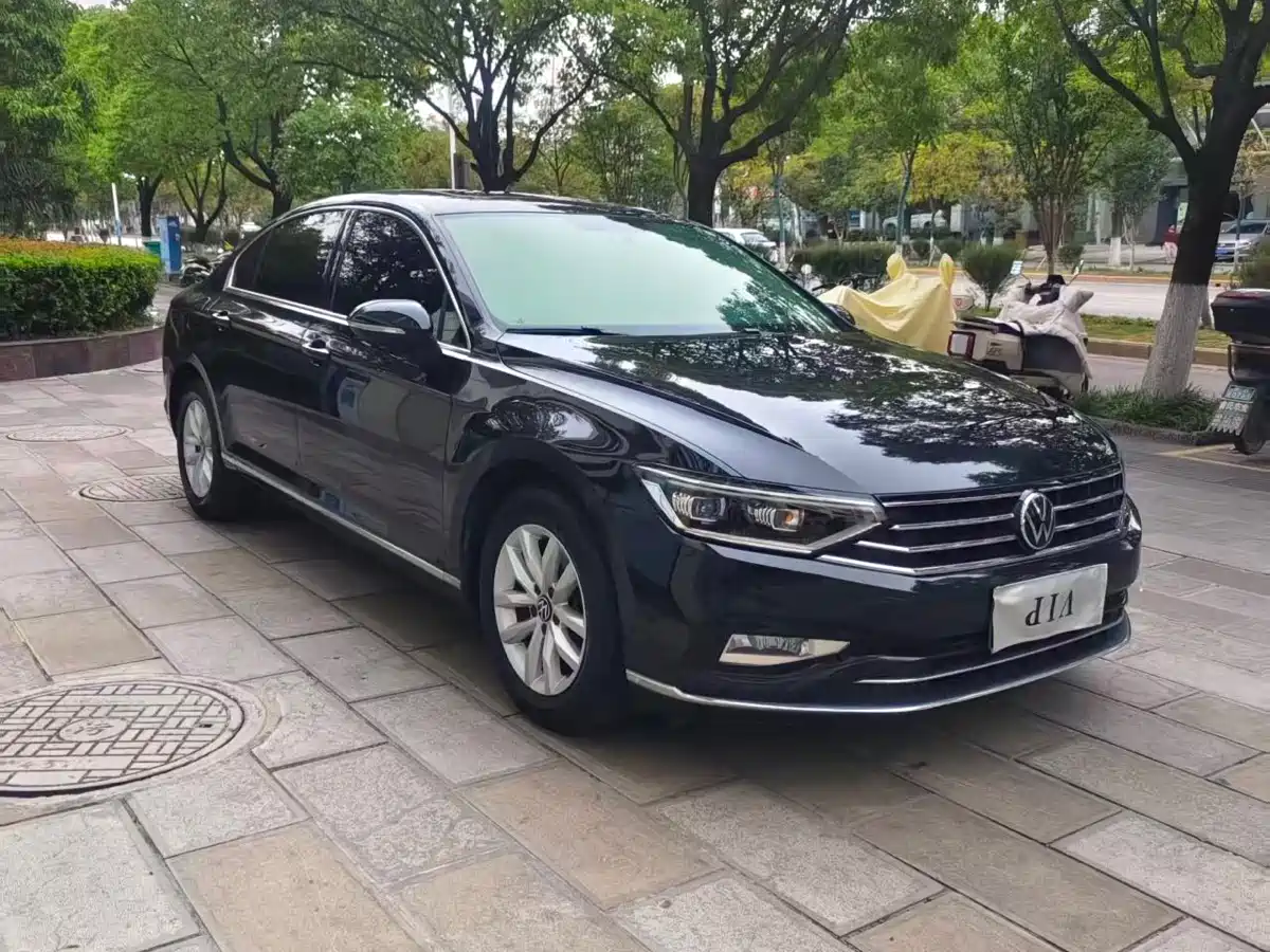 Volkswagen Magotan 2020 280TSI DSG Comfort фото 2