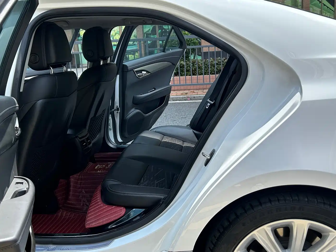 Cadillac ATS-L 2017 28T Technology фото 30