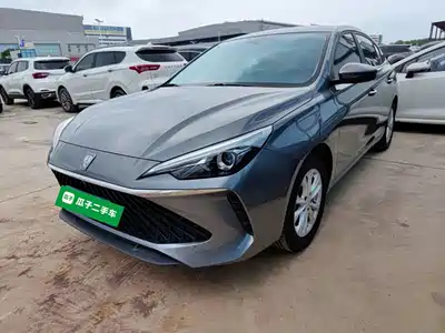 Roewe i5