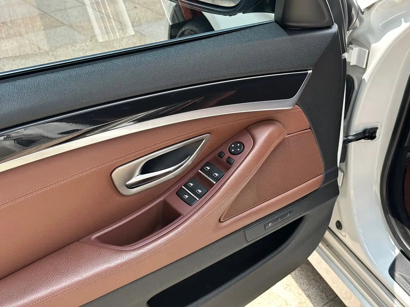 BMW 5 Series 2014 520Li Elegance фото 11