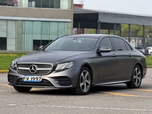 MERCEDES-BENZ E CLASS