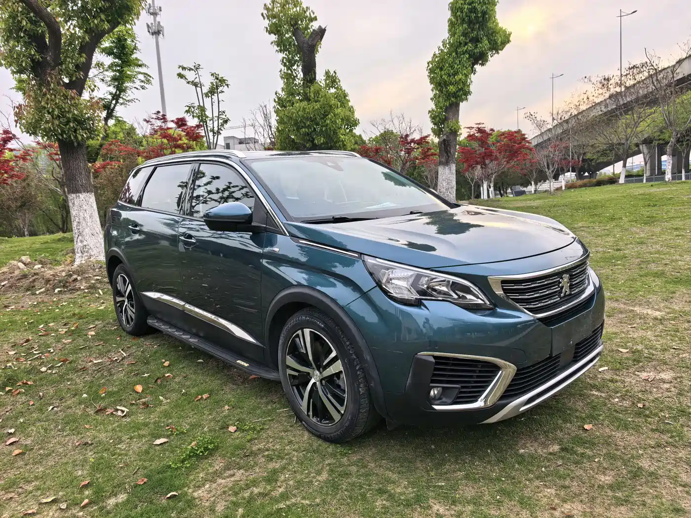 Peugeot 5008 2017 350THP 7-seat Elite Edition фото 3
