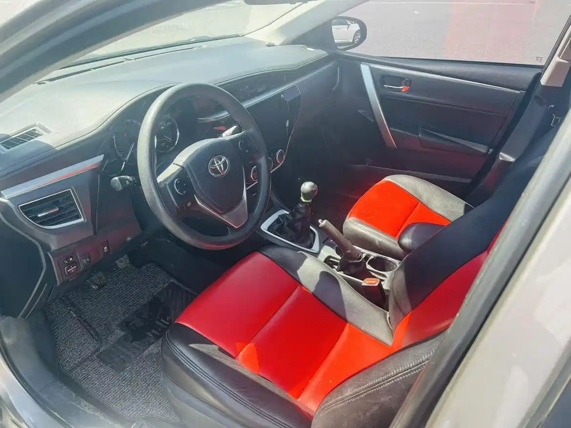 Toyota Corolla 2017 1.2T Manual GL фото 7