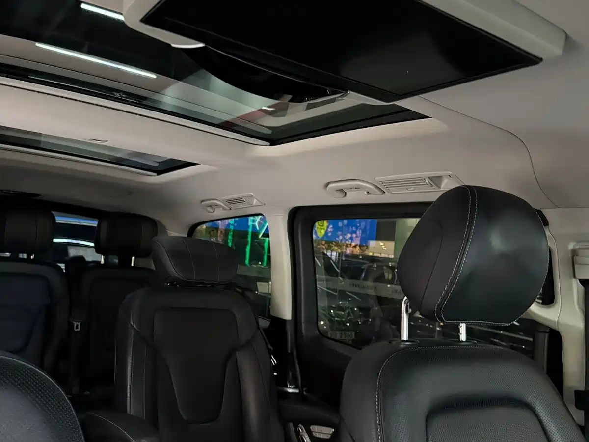 Mercedes-Benz V-Class 2020 V 260 Luxury Edition фото 7