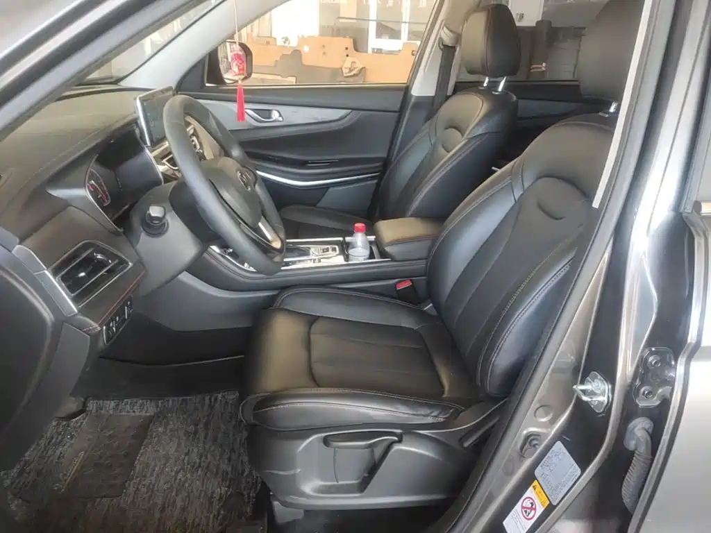 Changan CS75 2021 2021 Glory Million Edition 280T DCT Luxury