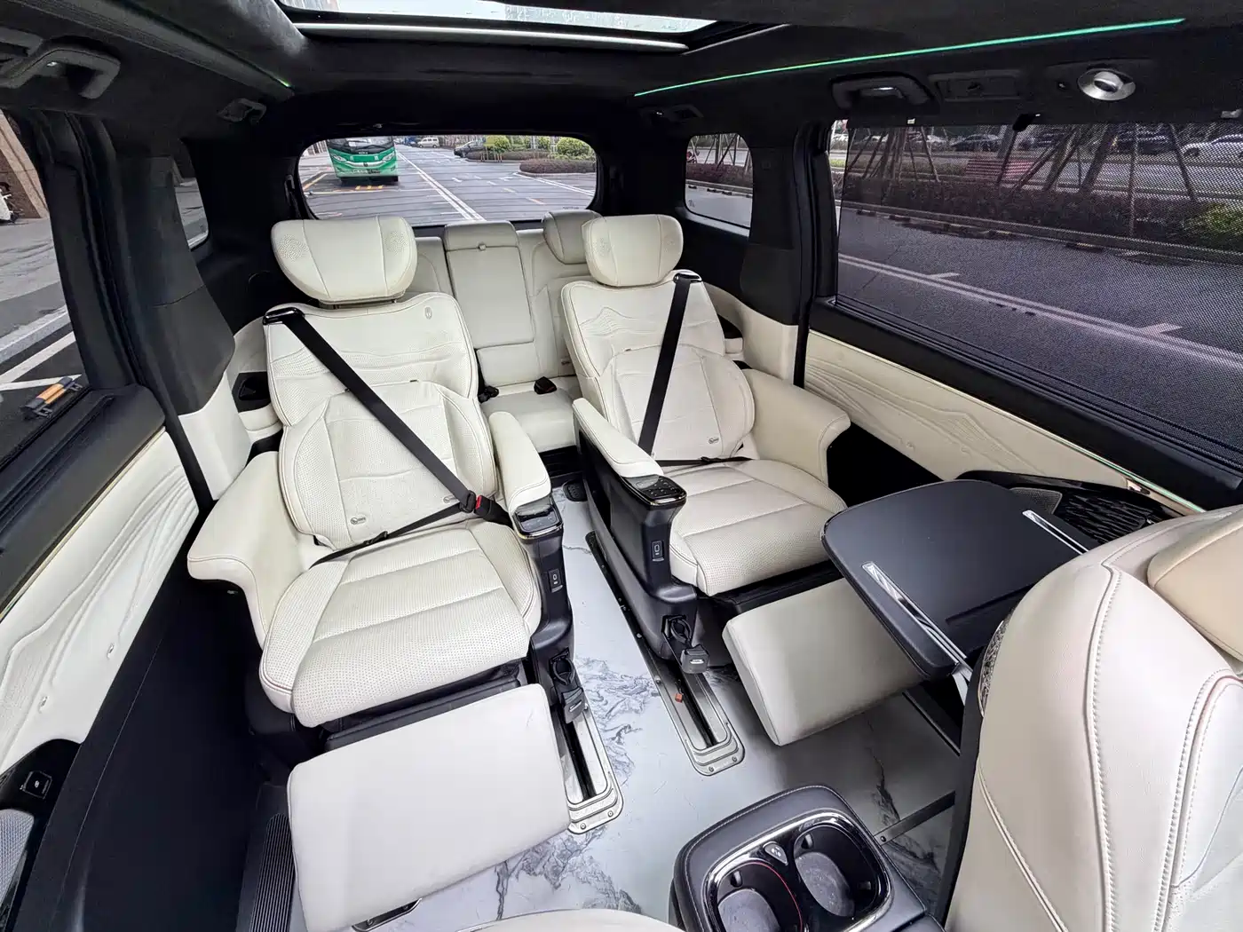 GAC Trumpchi Trumpchi M8 2023 Model Master Series 400T Flagship Edition фото 11
