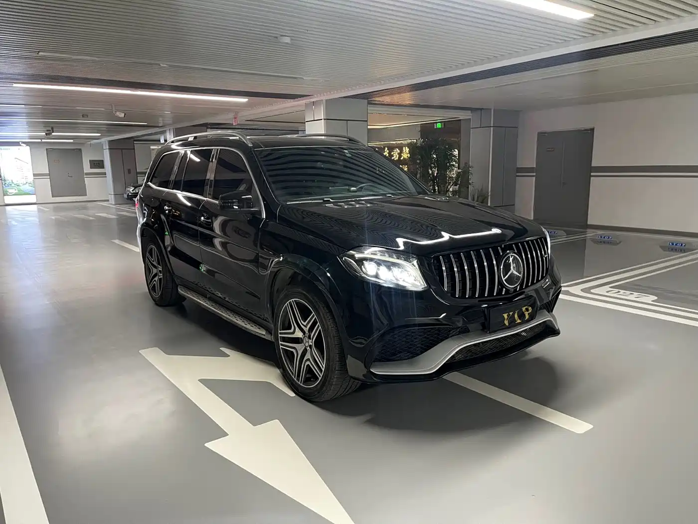 Mercedes-Benz GLS 2017 GLS 400 4MATIC Fashion фото 2