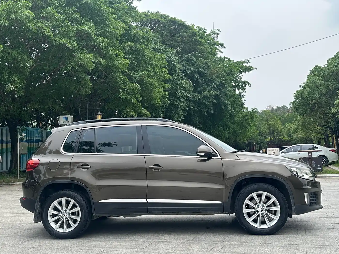 Volkswagen Tiguan 2016 280TSI Automatic 2WD Silk Road Fashion Edition фото 25