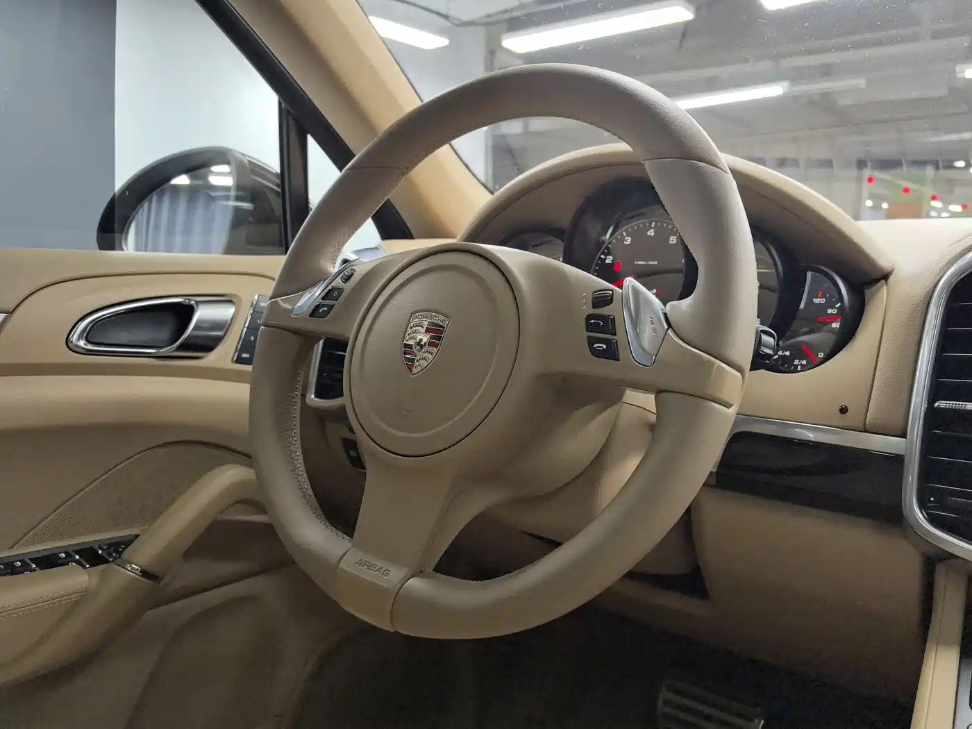 Porsche Cayenne 2011 Cayenne 3.0T фото 9