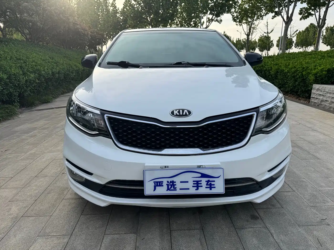 Kia K2 2015 Sedan 1.4L AT GLS фото 2