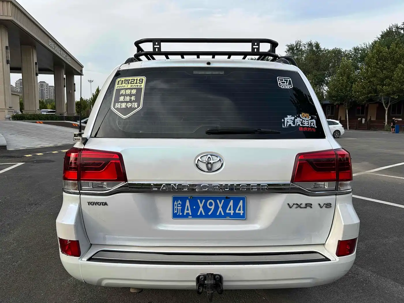 Toyota Land Cruiser 2010 Model 4.7L Automatic VX фото 6