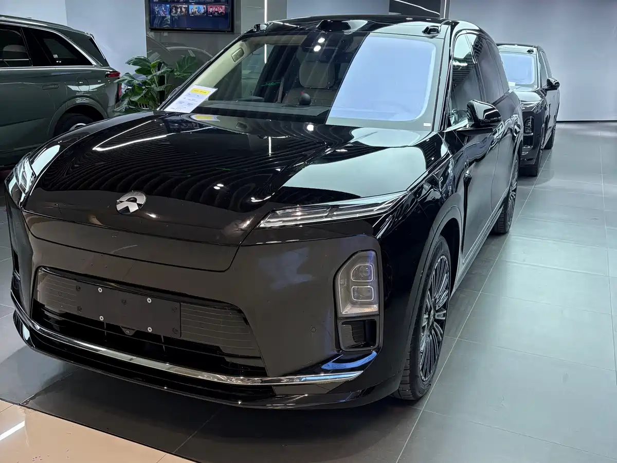 NIO ES8 2025 Model 6-Seat Executive Luxury Edition фото 2