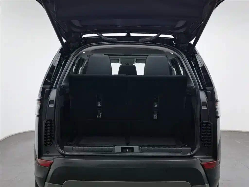 Land Rover Discovery 2019 3.0 SC V6 SE фото 16