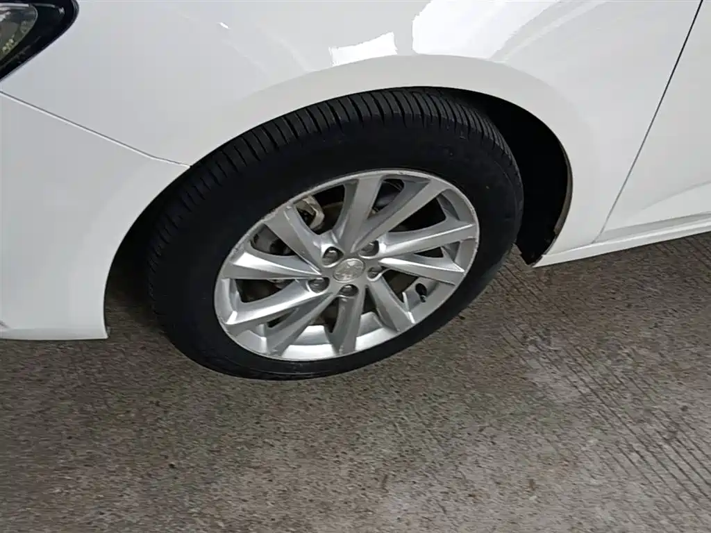 Buick Verano 2018 Sedan 15S Automatic Progressive фото 23