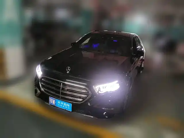 Mercedes-Benz E-Class 2024 E 300 L Fashion — фото 1