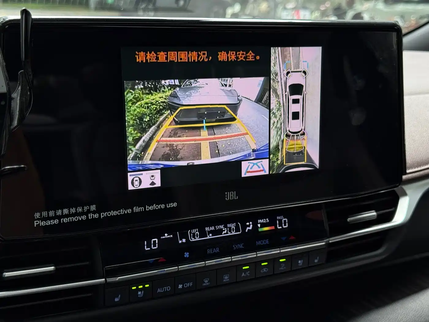 Toyota Sienna 2021 2.5L Hybrid Platinum Edition фото 29