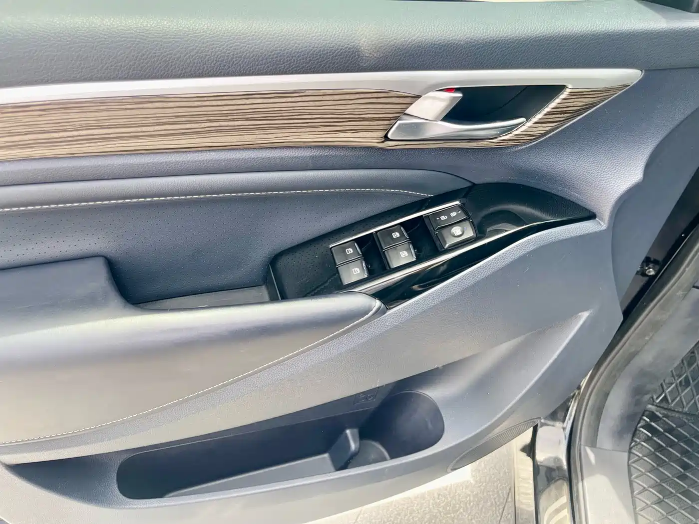 GAC Trumpchi Trumpchi M8 2023 Leading Series 390T Premium Edition фото 6