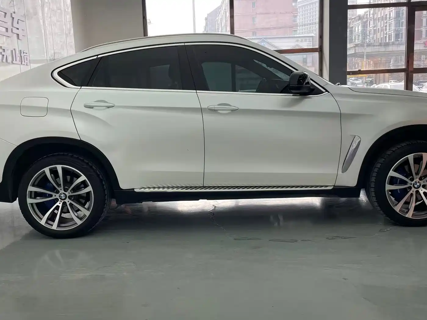 BMW X6 2015 xDrive35i Leading Type фото 4