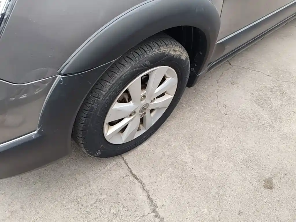 Nissan Livina 2015 2013 Sharp 1.6XL Manual Comfort