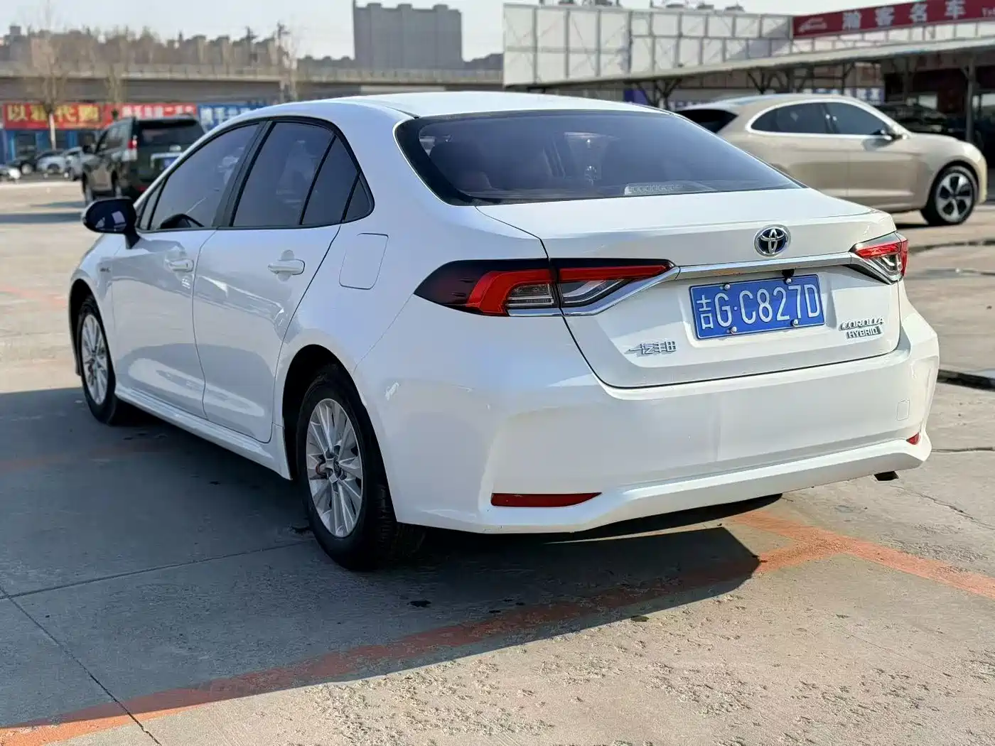 Toyota Corolla 2023 1.8L Smart Hybrid Dual Engine Pioneer Edition фото 7