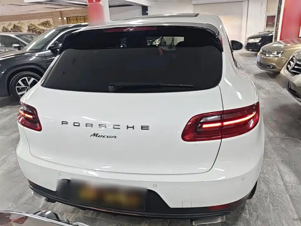 Porsche Macan 2017 Macan 2.0T фото 6