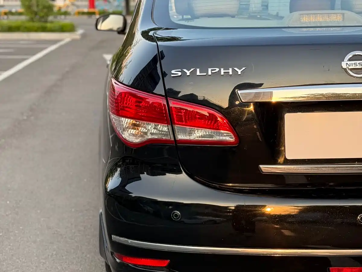 صورة 13 - Nissan Sylphy