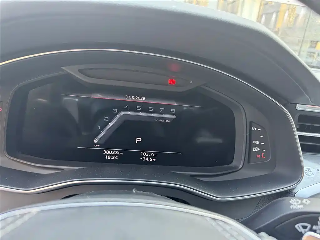 Audi A7L 2024 45 TFSI Luxury фото 3